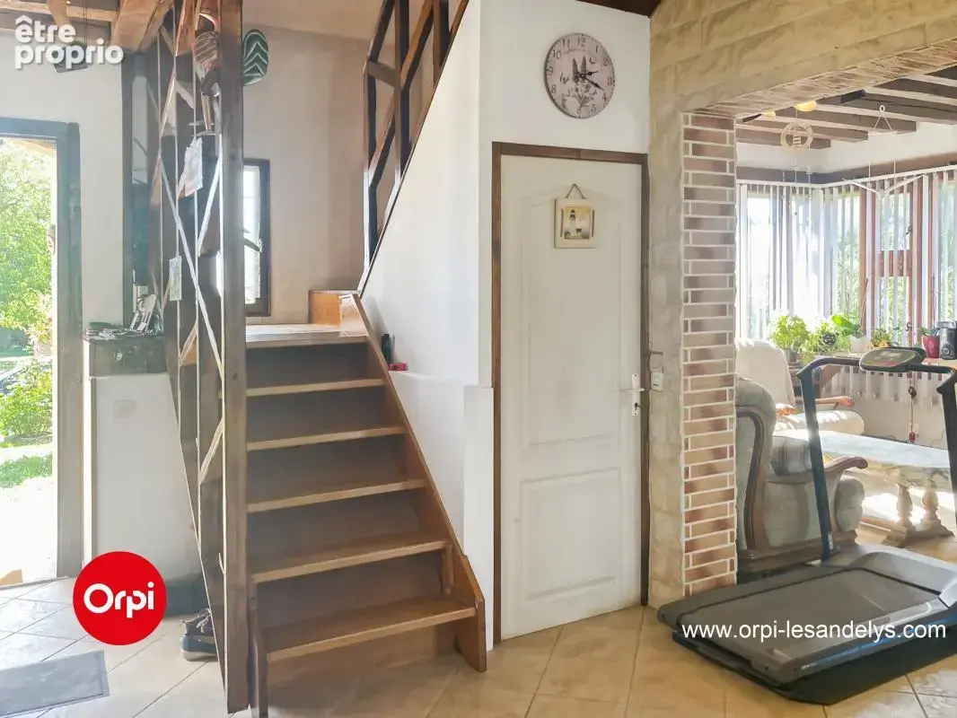 Maison traditionnelle à Vendre - Vallée de Seine - 4 chambres - sous-sol total - photo 10