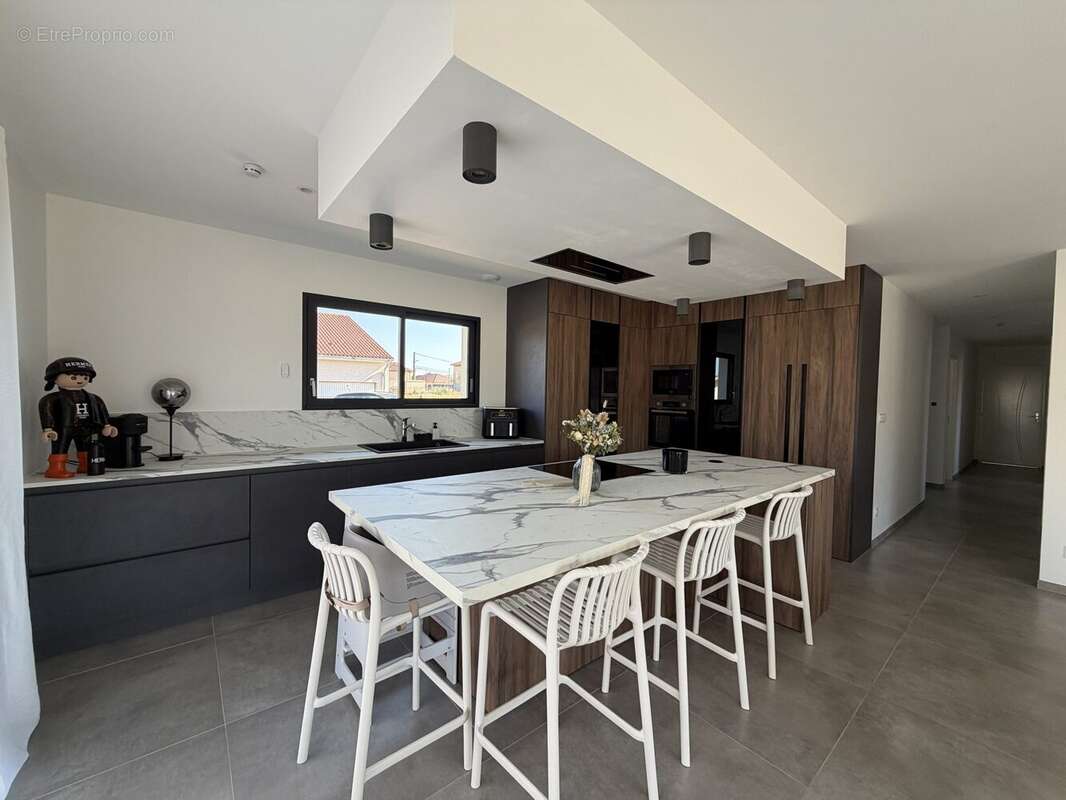 Maison 116 m² à Marcilloles  - photo 3