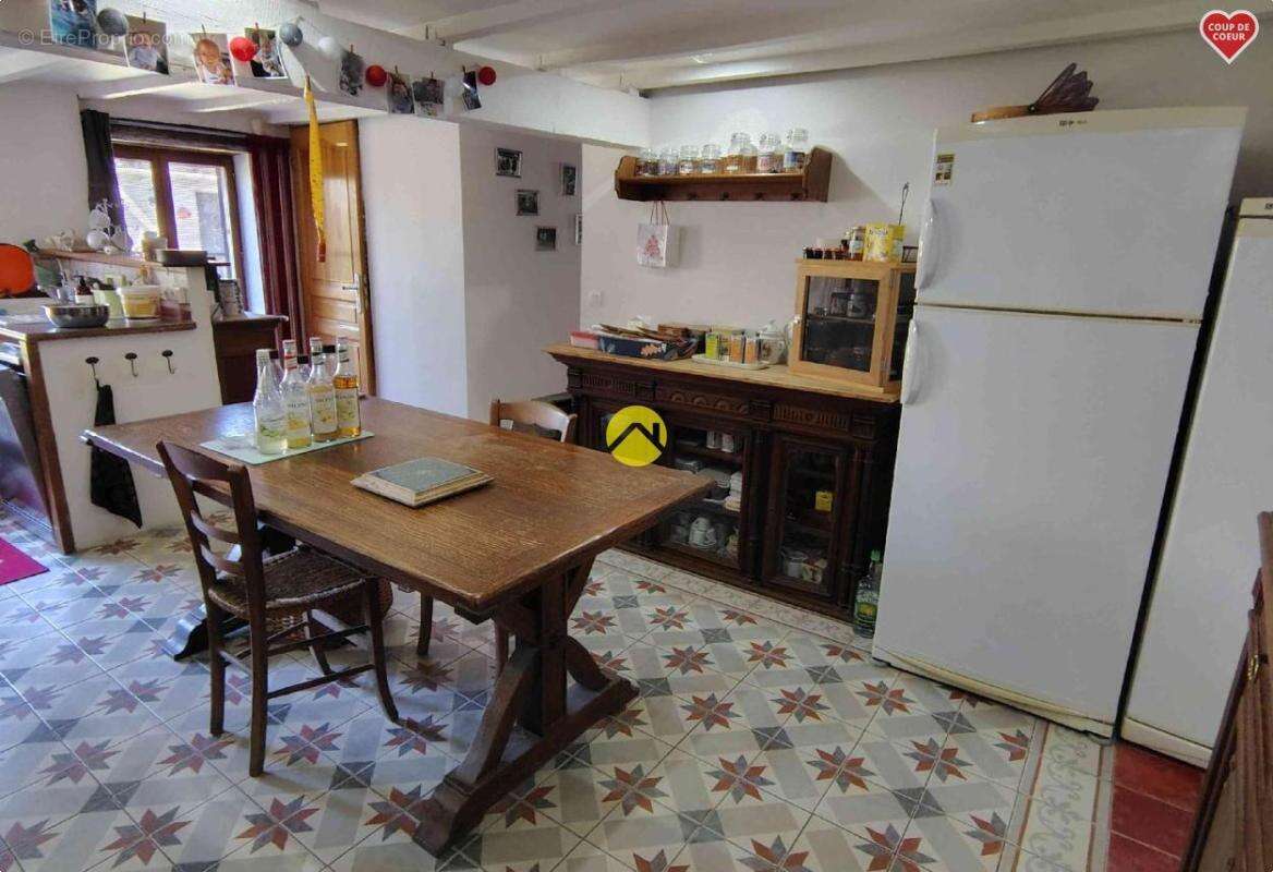 Maison à AUGY-SUR-AUBOIS