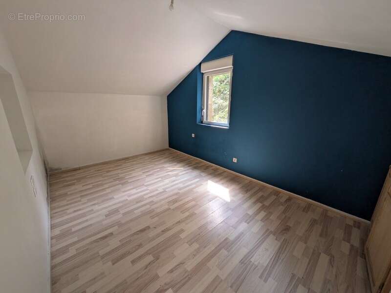 Saint caradec tregomel longere de 208m² de 8 pieces  environ sur parcelle de 1600m² - photo 6