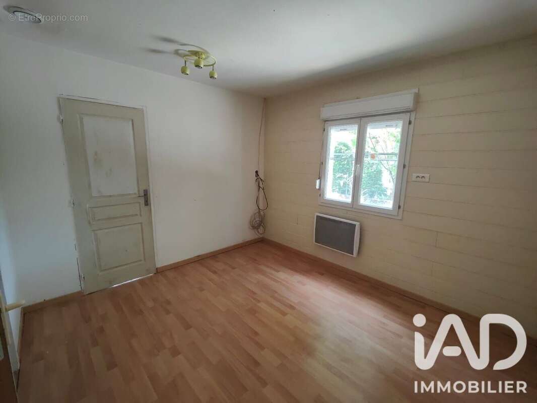 Maison 101 m² à Bessines  - photo 7