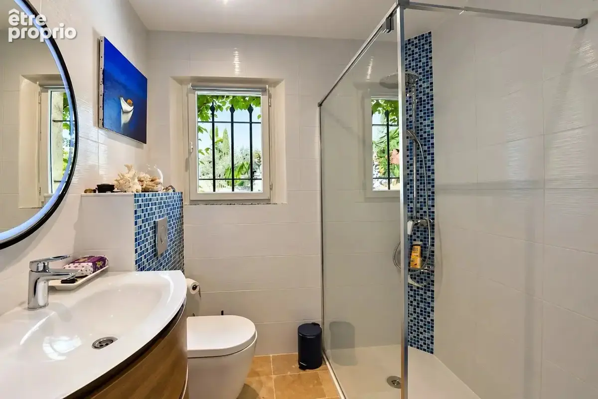 Tourrettes – Villa 220 m² avec piscine, studio indépendant et terrain de 5 840 m² - photo 15