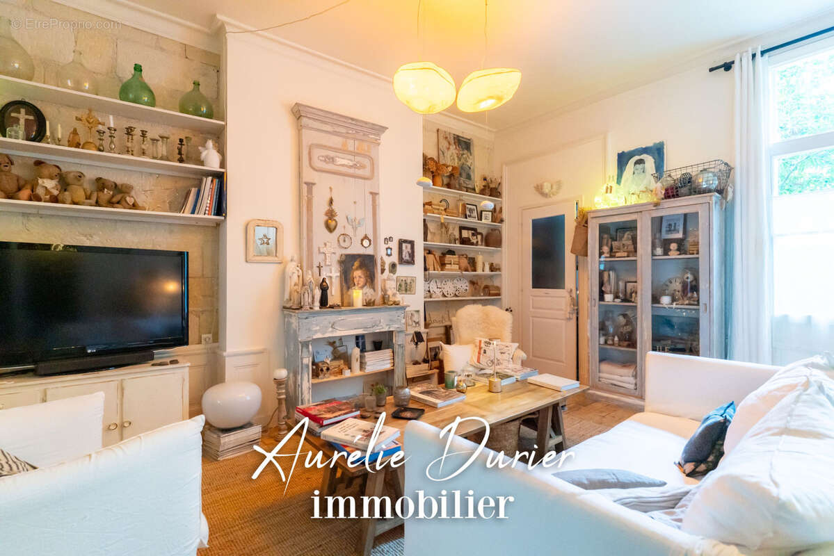 Appartement Maison Monnie Tours Hyper centre Quartier des Halles - photo 4