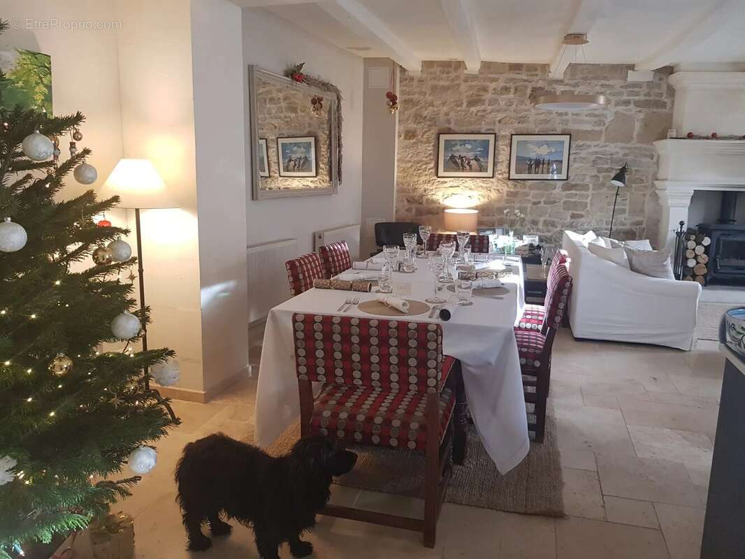 Maison à NANTEUIL-EN-VALLEE