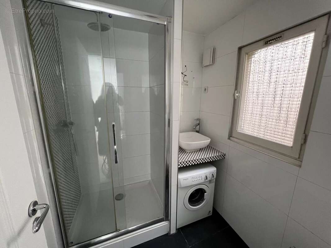 Appartement à PARIS-3E