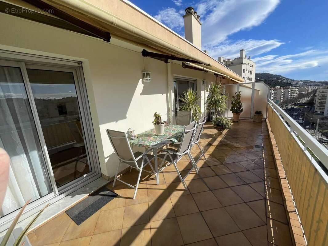 Appartement à NICE