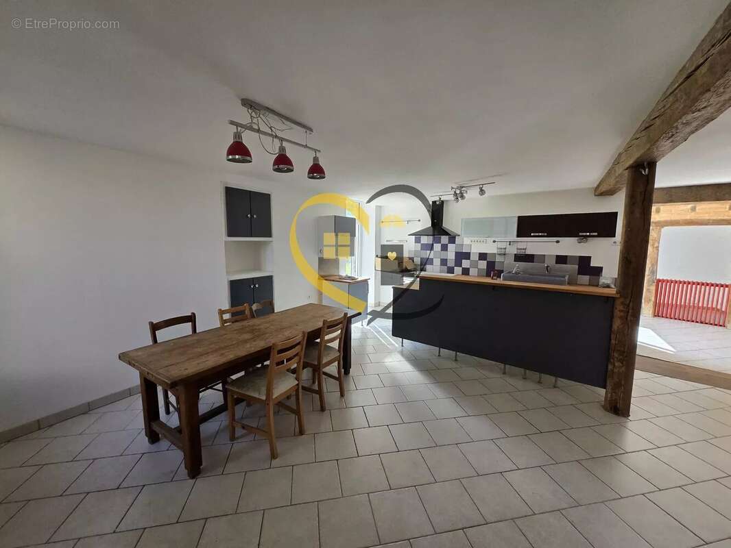 Maison à HENRICHEMONT