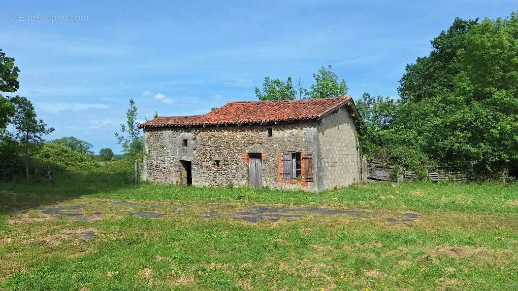 Maison à SAINT-CLAUD