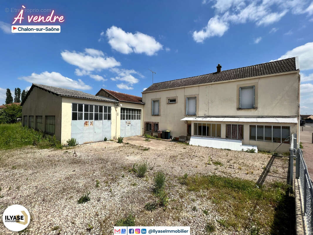 5 pièces 294 m2  801 m2 terrain  ensemble immobilier - photo 6