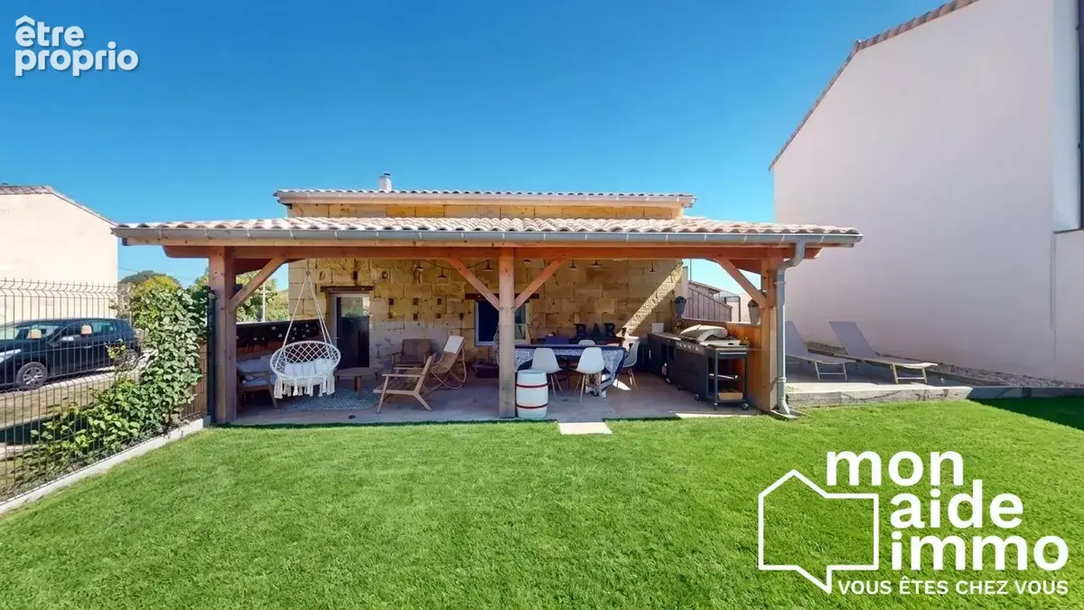 Photo Maison à Camarsac au prix de 299 000€