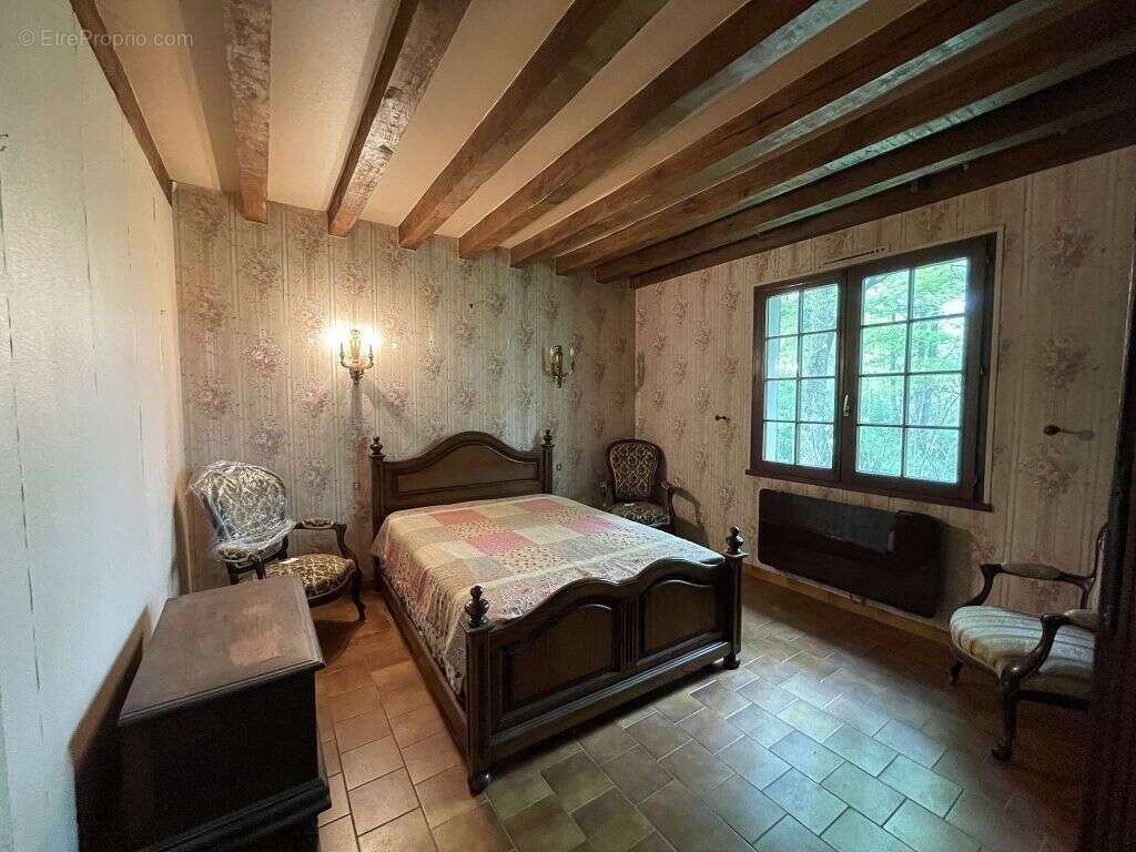 Maison à EGREVILLE