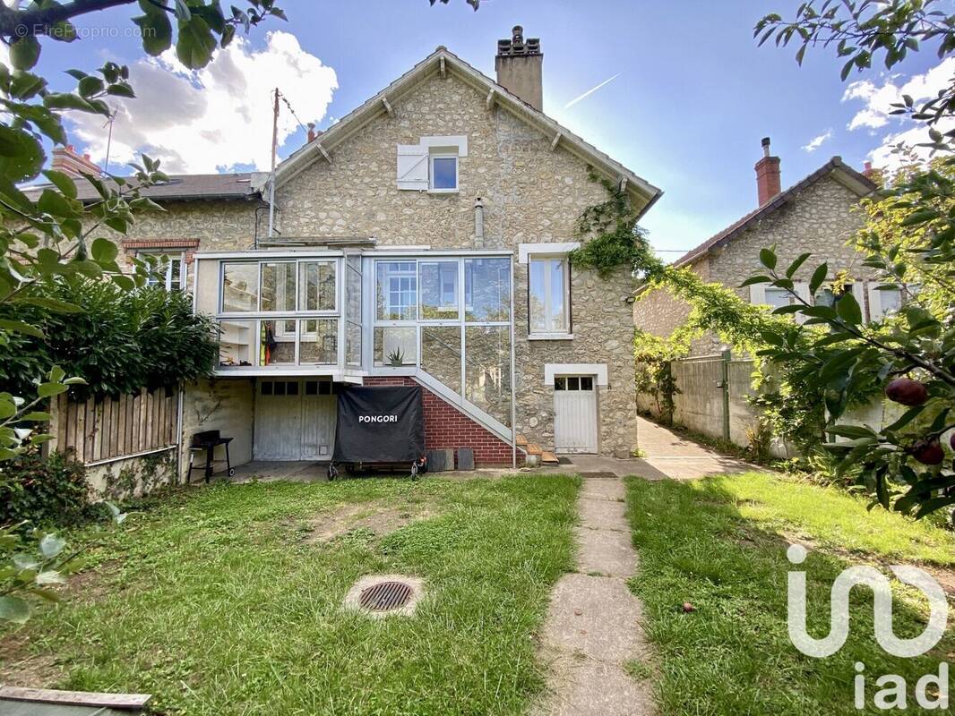 Photo 1 - Maison à MONTARGIS
