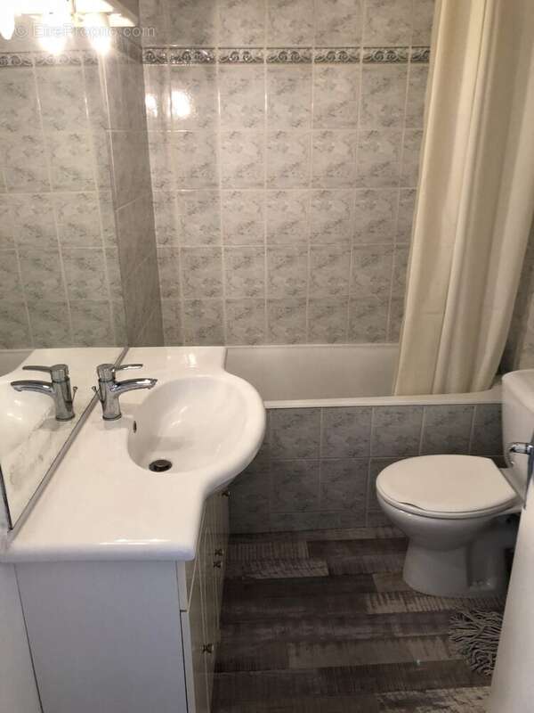 Appartement 72 m² à Limoges  - photo 3
