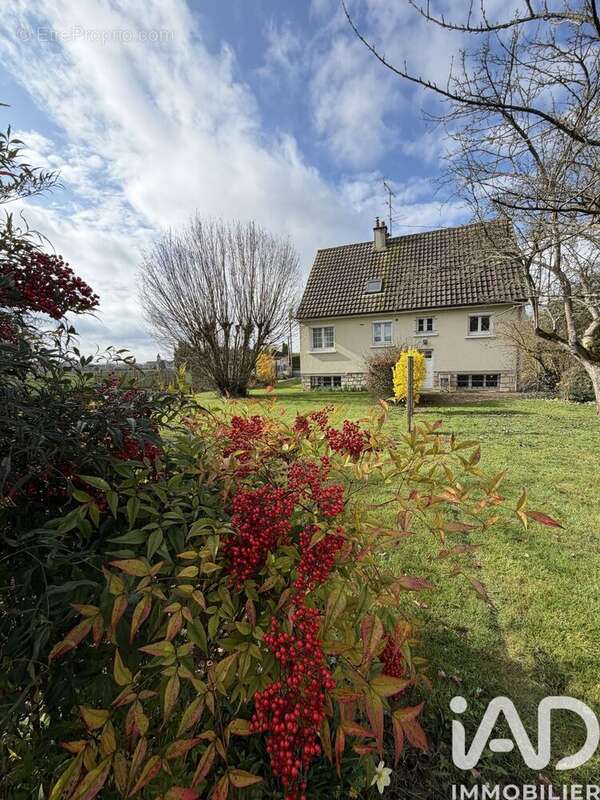 Photo 2 - Maison à VARREDDES