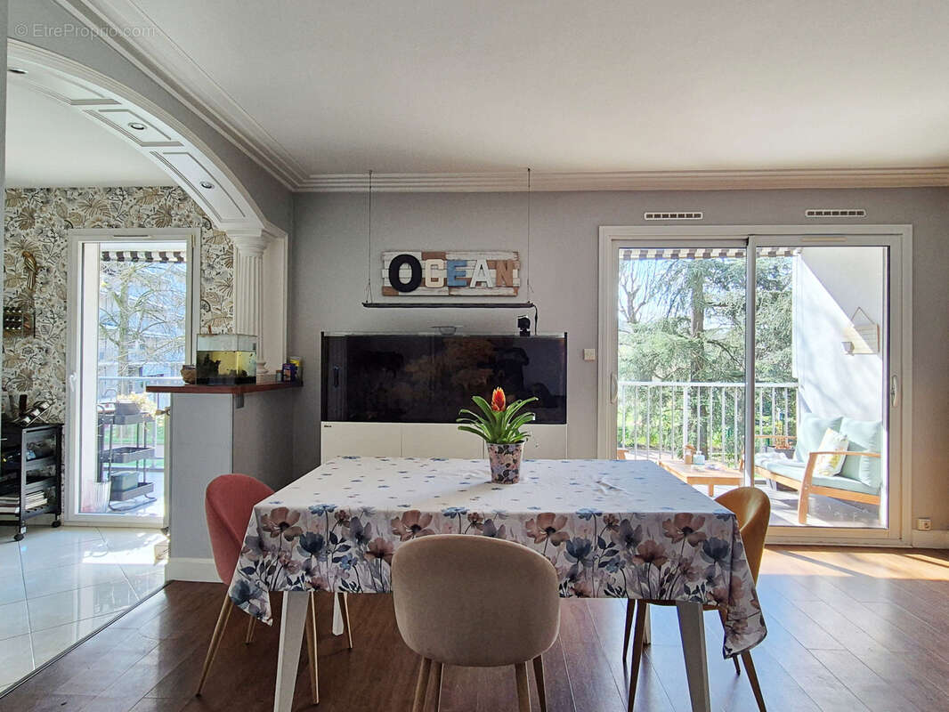 Appartement à LYON-9E