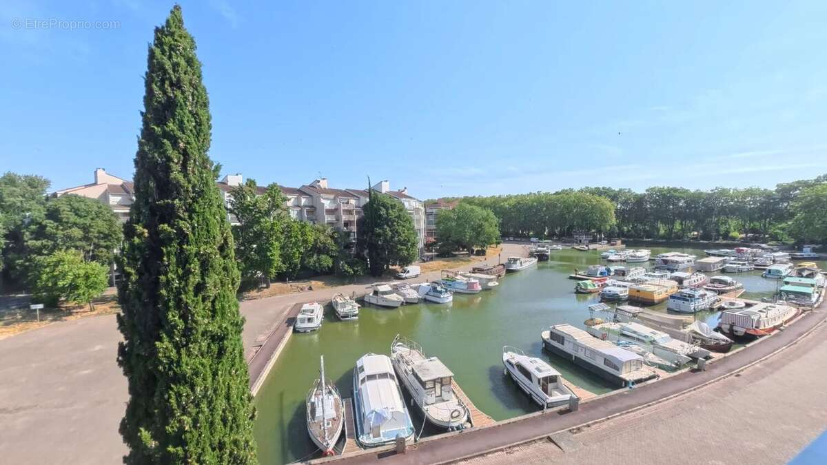 Appartement à RAMONVILLE-SAINT-AGNE