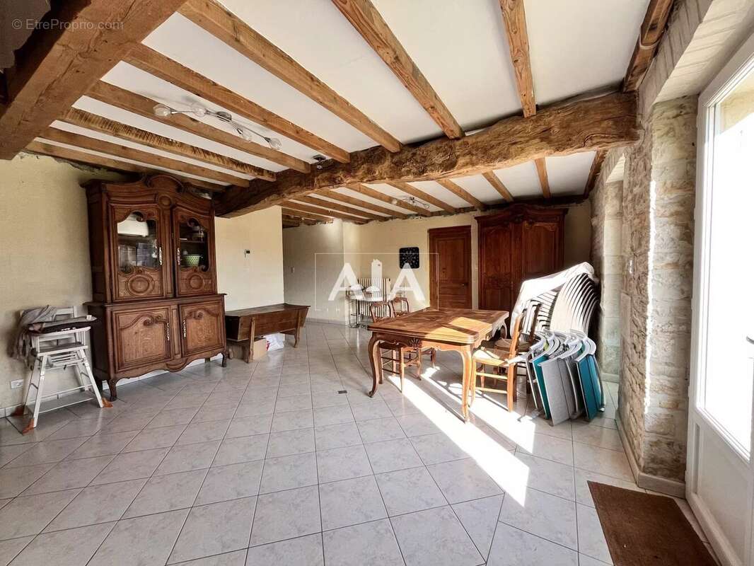 Maison à MAINE-DE-BOIXE