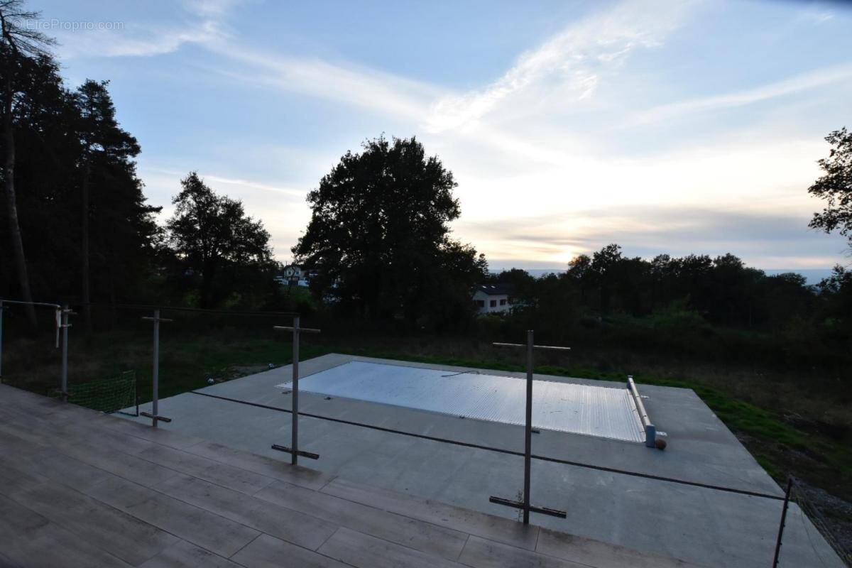 Maison à LA FOUILLOUSE