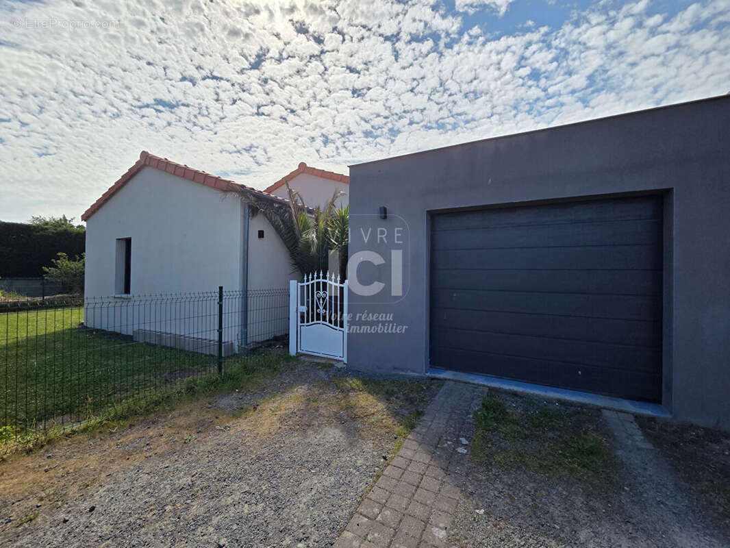 Maison à SAINT-AIGNAN-GRANDLIEU