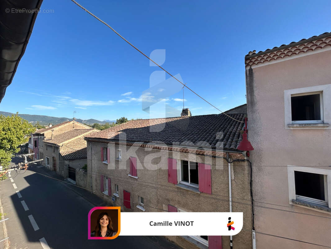 Appartement T3 sous les toits, confort et modernité, à venir découvrir ! - photo 3