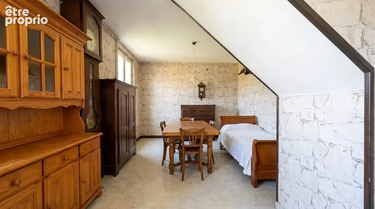 Maison louée à Saint Germain des Fossés - photo 6
