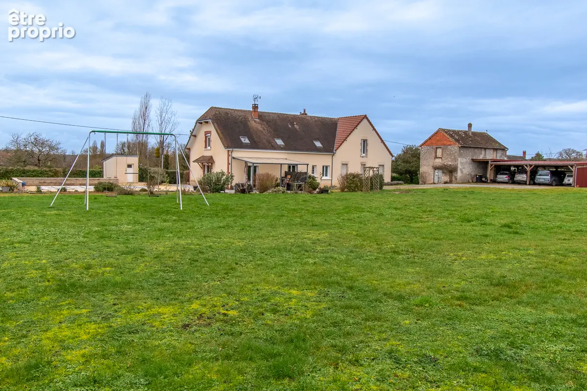 Maison Mereau 10 pièce(s) 286 m2 - photo 16