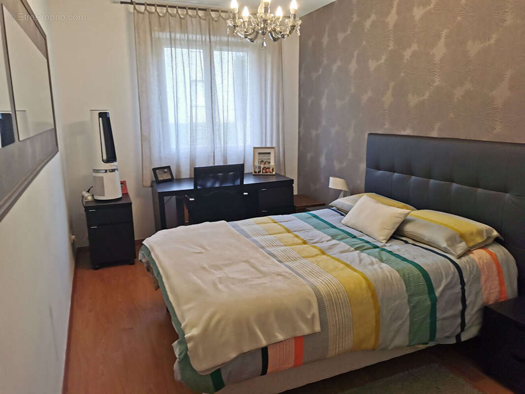 Appartement à LE MESNIL-EN-THELLE