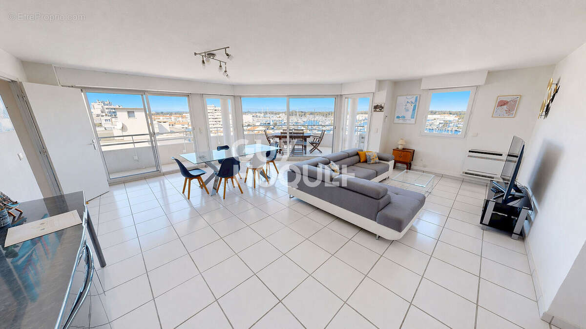 Appartement à CANET-EN-ROUSSILLON