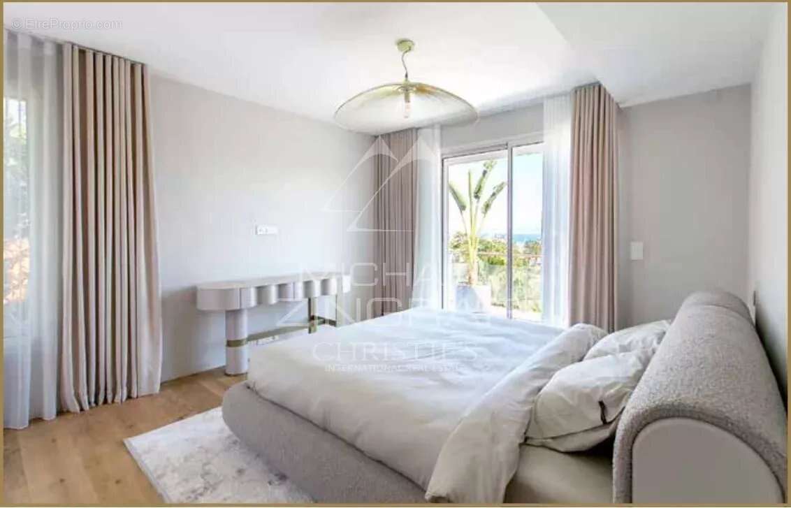 Maison à ANTIBES