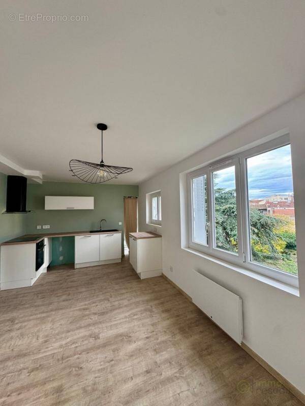 Appartement à BOURG-LES-VALENCE