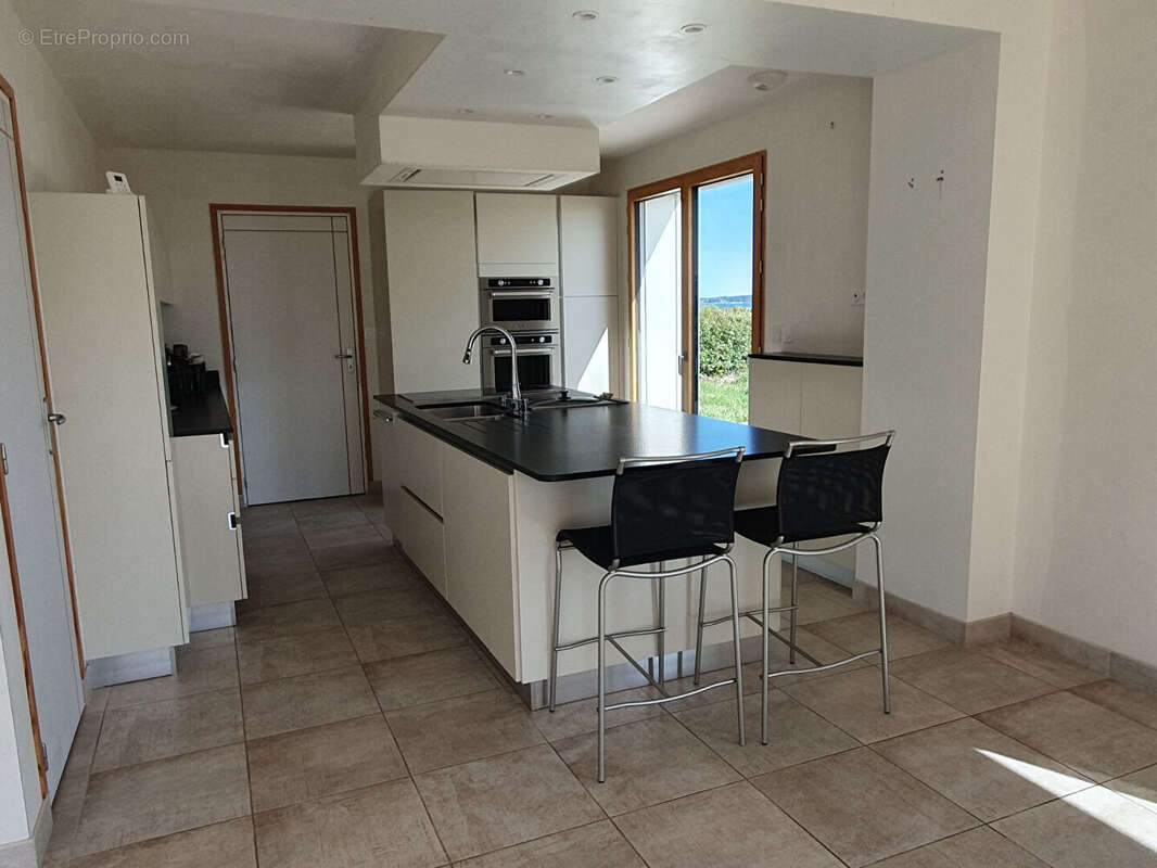 Maison à LOCMARIAQUER