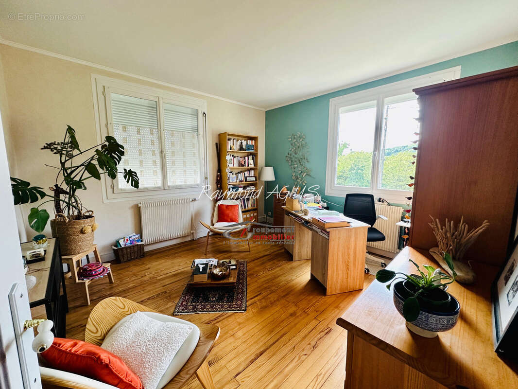Maison à PINEUILH