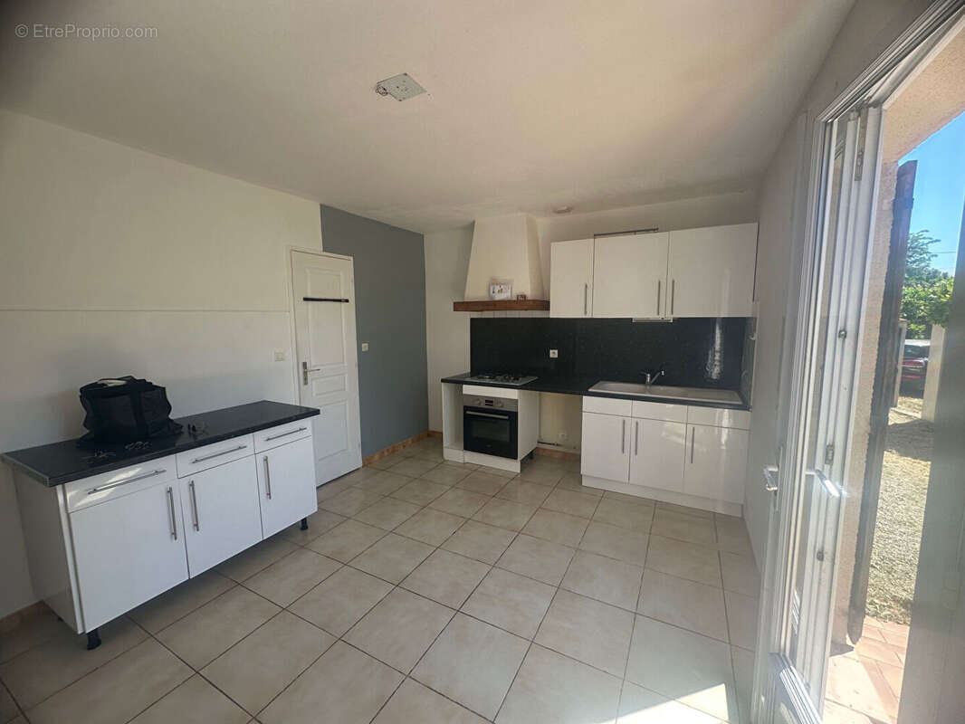 Maison à SAINT-MARTIN-DE-CRAU