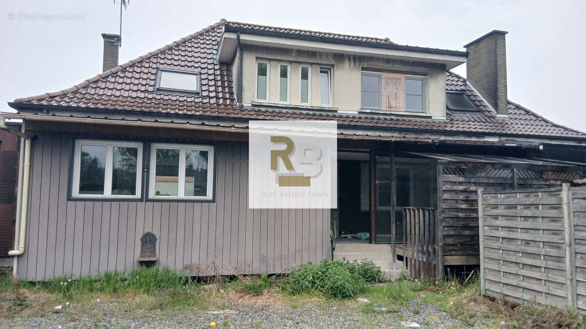 Appartement à PECQUENCOURT