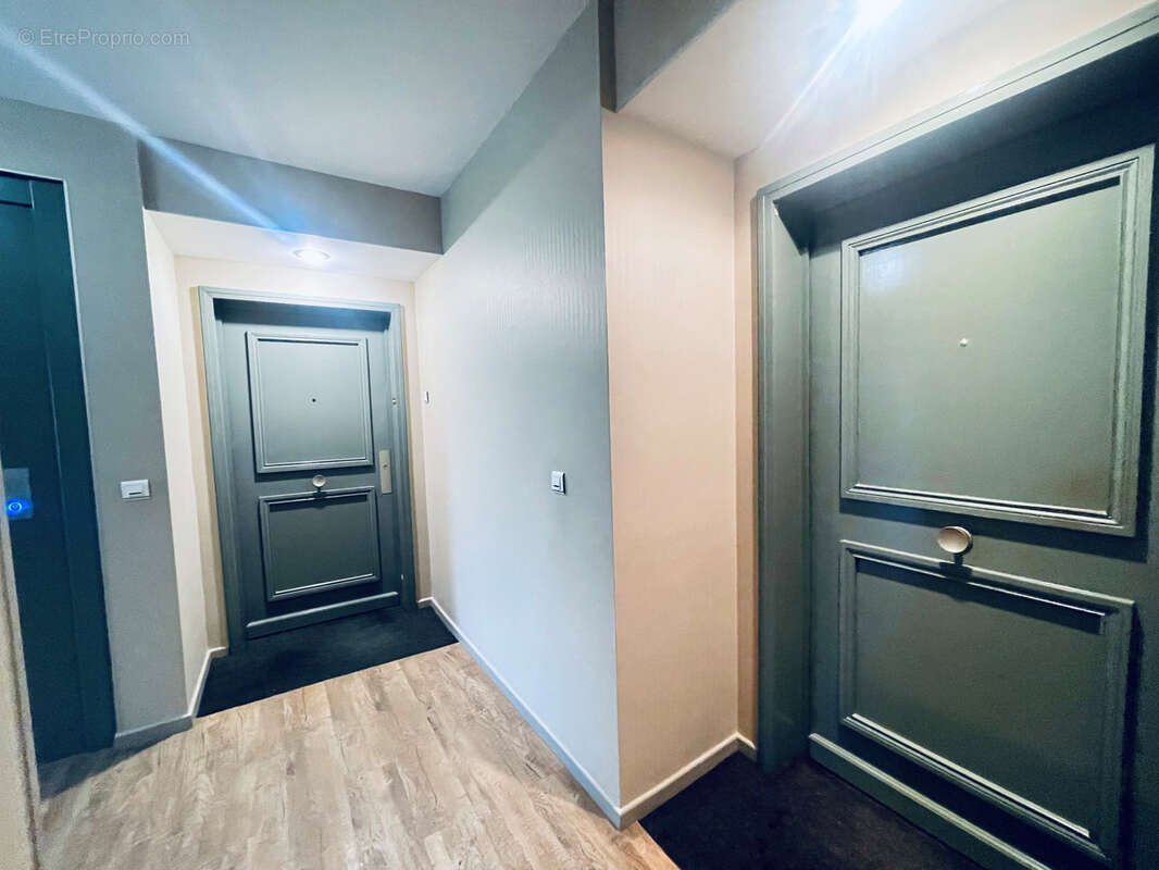 Appartement à TASSIN-LA-DEMI-LUNE