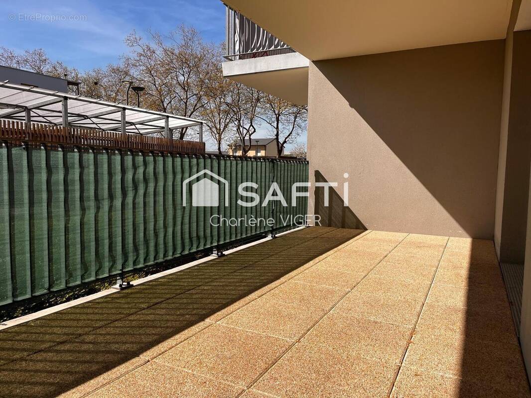 Photo 1 - Appartement à COLOMBELLES