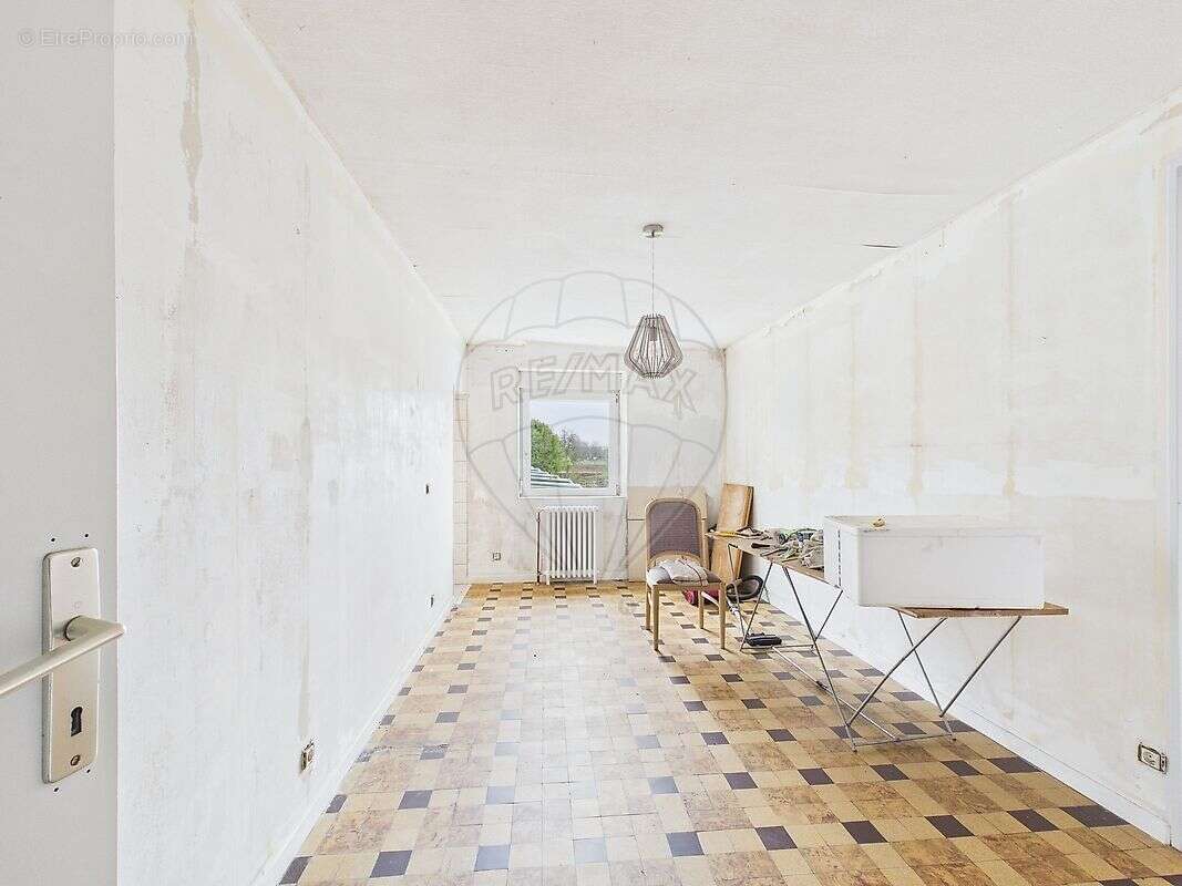 Maison à FILLIERES
