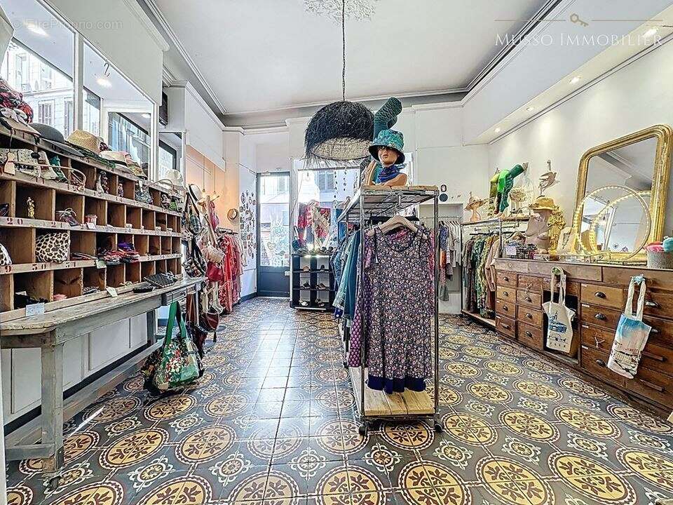 Commerce à MARSEILLE-6E