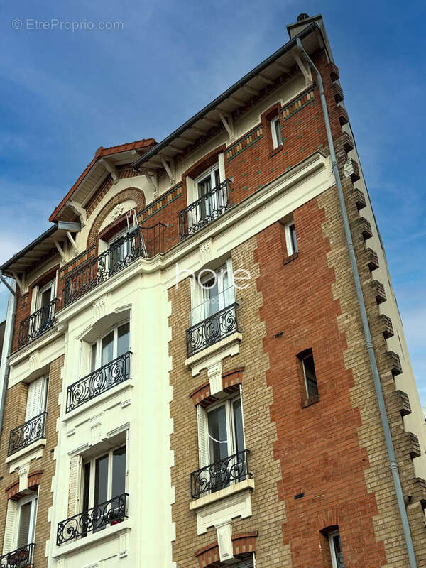 Appartement à ASNIERES-SUR-SEINE