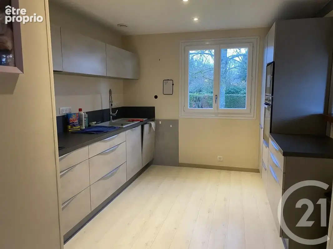 Maison 4 pièces 92 m² à vendre à Bernay (27300) - photo 5