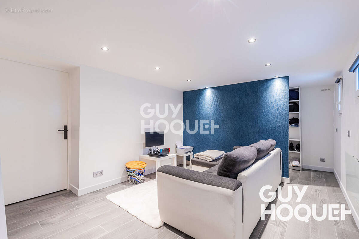 Maison à JUVISY-SUR-ORGE