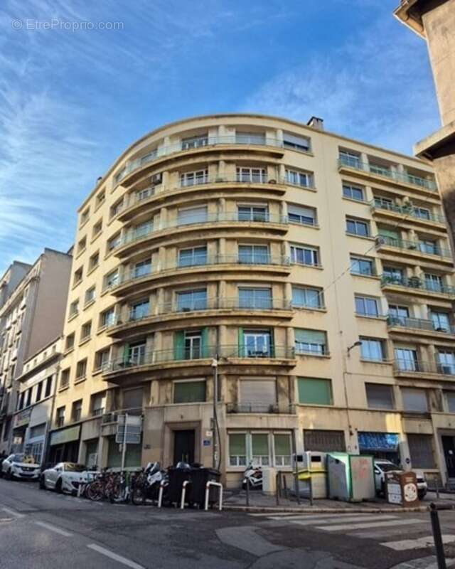 Appartement à vendre 4 pièces 118m2 - MARSEILLE 7EME ARRONDISSEMENT (13) - photo 22