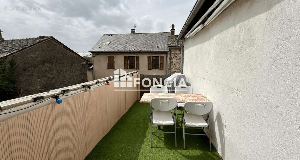 Maison à DURENQUE