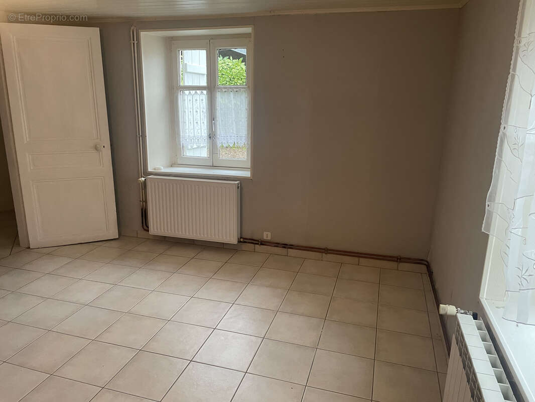 Maison à FROIDETERRE