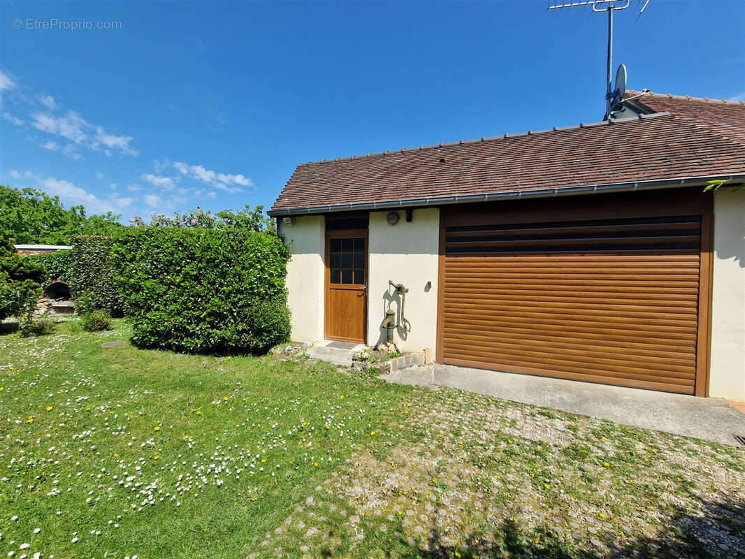 Maison à SAINT-LUBIN-DES-JONCHERETS