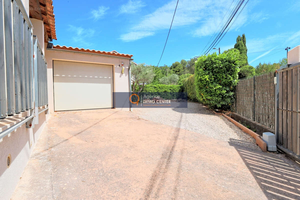 Maison à PUGET-VILLE