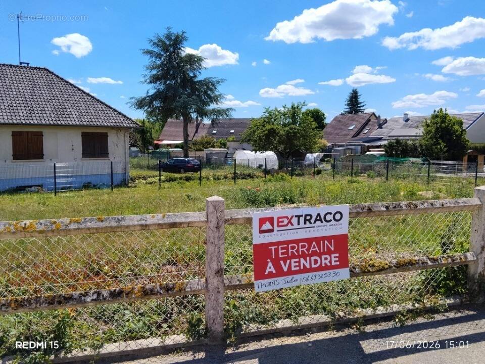Photo Terrain à Igoville au prix de 99 500€