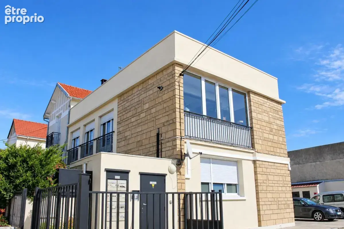 Appartement à BOIS-D'ARCY