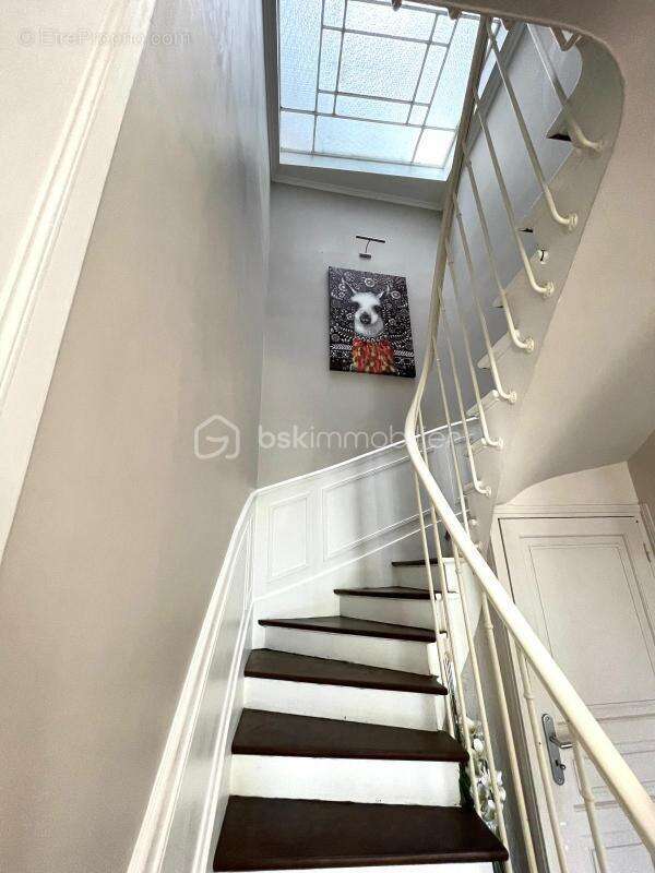 Maison à LA VILLE-DU-BOIS