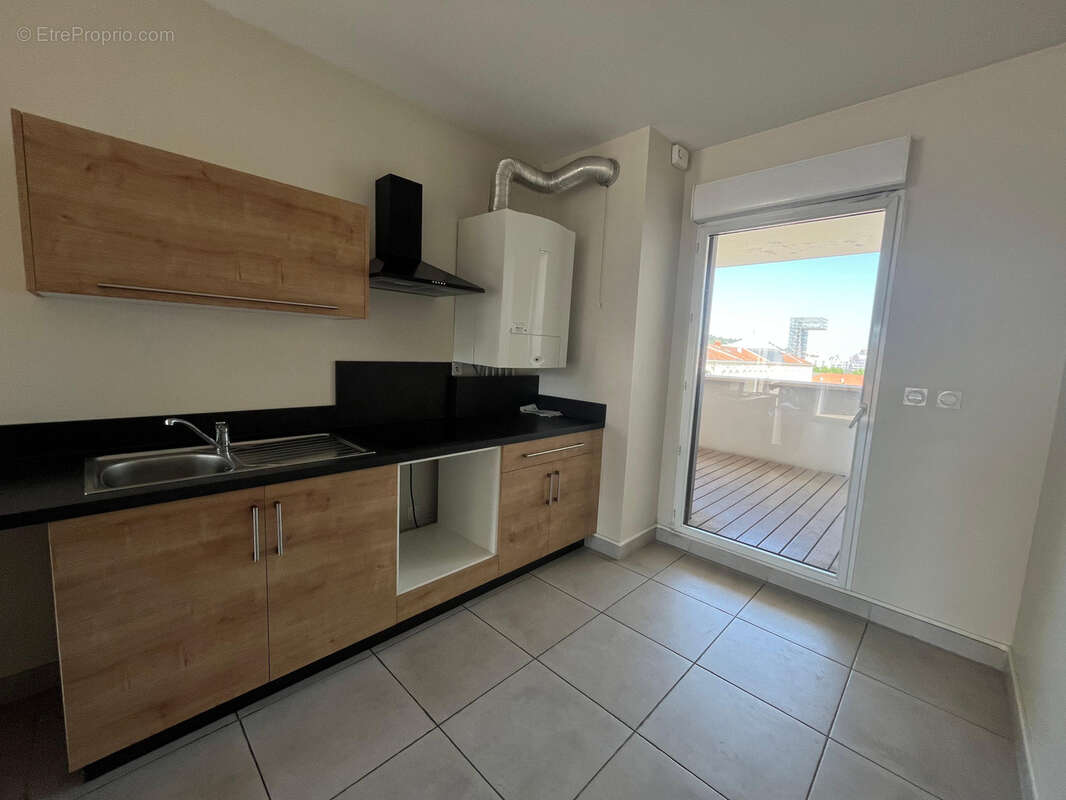 Appartement à SAINT-ETIENNE